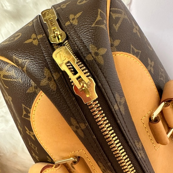 💎✨Authentic✨💎 louis Vuitton Canvass monogram Evasion hand carry travel - Picture 8 of 13